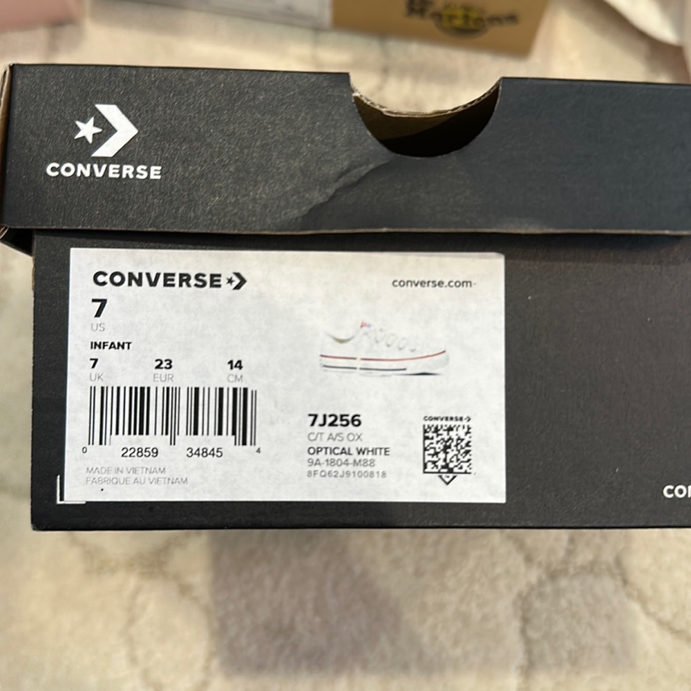 Converse Chuck Taylor All Stars TD Sneaker - Kids' size 7